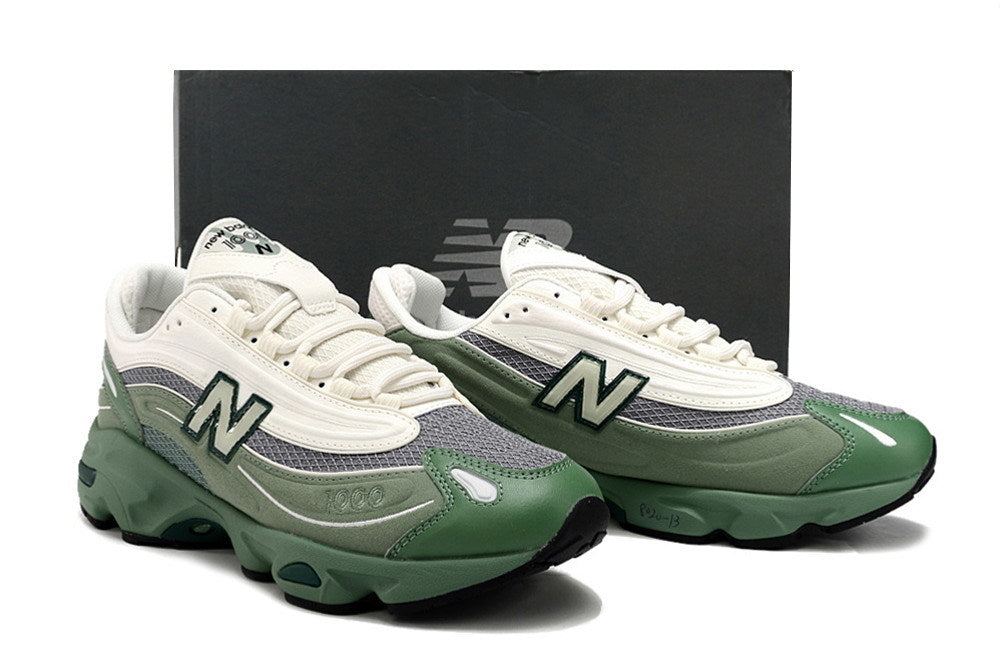 New Balance 1000 Silver & Black Sneakers