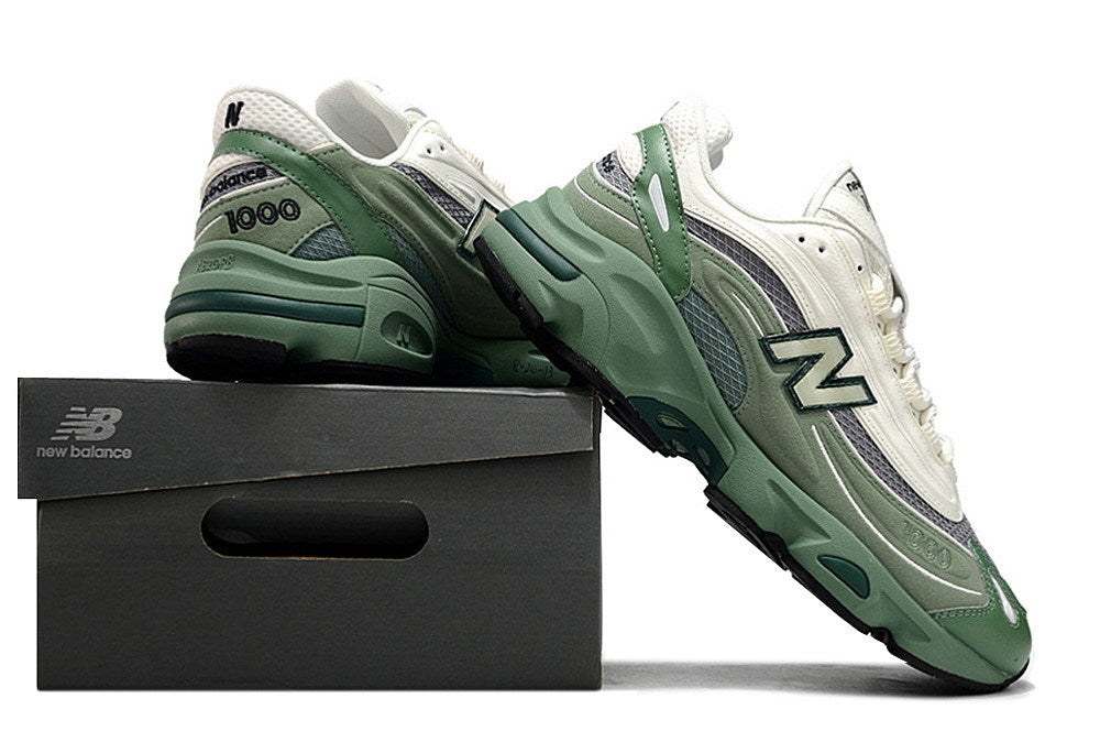 New Balance 1000 Silver & Black Sneakers